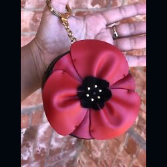 K♠️NY Ooh La La Poppy Coin Purse Key Fob - NWT!! - Picture 8 of 8